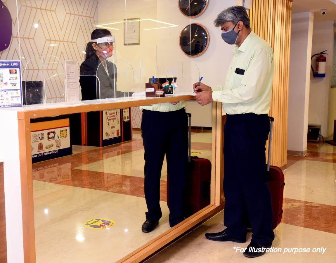 Spot On 71130 Hotel Shiv Krupa Anjār Extérieur photo